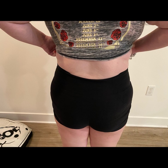 Charlotte Russe Sailor Shorts - Picture 3 of 4